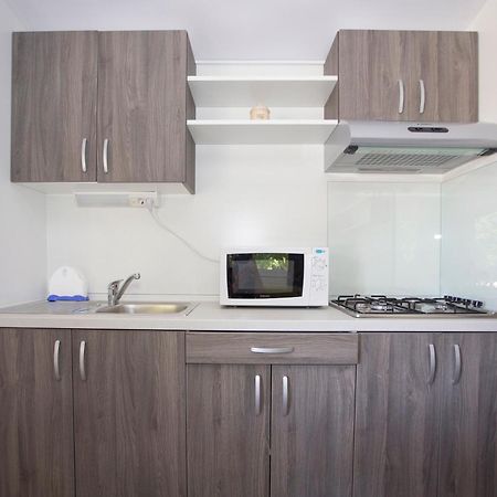 Cherry Premium Bianca Mobile Homes Zelena Laguna بوريتش الغرفة الصورة