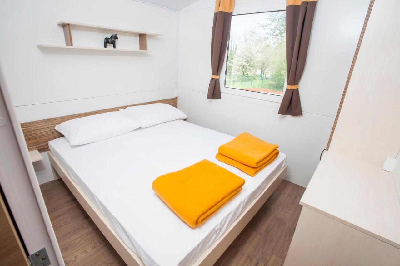 Cherry Premium Bianca Mobile Homes Zelena Laguna بوريتش المظهر الخارجي الصورة